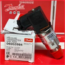 1pcs Danfoss Pressure Transmitter Sensor MBS3000 060G3984 0-10bar 0-10V G1/2