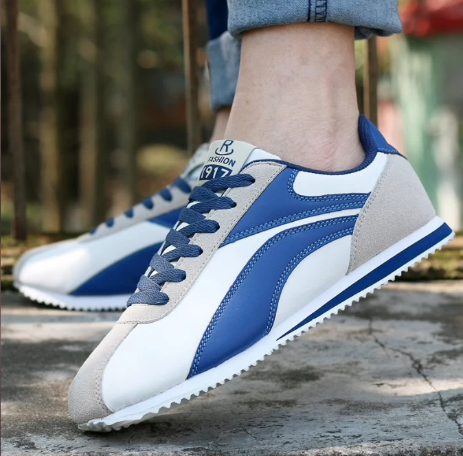 Basic tennis best sale shoes