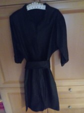 Echtes Schwarzes Lederkleid mit Gürtel GR. 42/44 mit 2 WEGEREISSVERSCHLUSS TOP