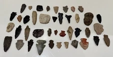 Lot of 40+ Prehistoric Stone Arrowheads Projectile Points Found Artifacts