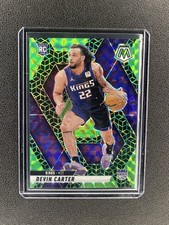2024-25 Panini Mosaic - Devin Carter #229 Green Spectris Prizm FOTL 1/5 RC Kings