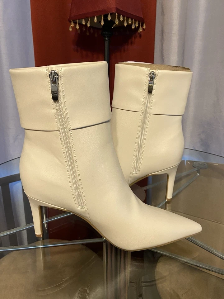 Botines NINE WEST Marfil Golas Talla 7.5, Marca Nuevos con Etiquetas Foto 3 de 4