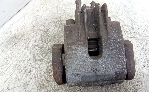 BMW 5 E60 Support hinten rechts 4220 2.50 Diesel 130kw 2004 27587747