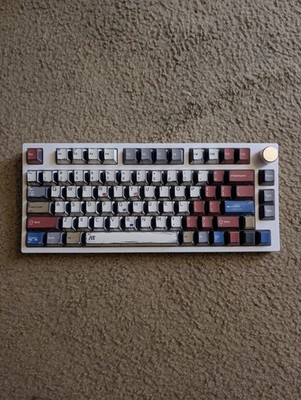 EPOMaker TH80 Pro with custom key caps and gold dial white