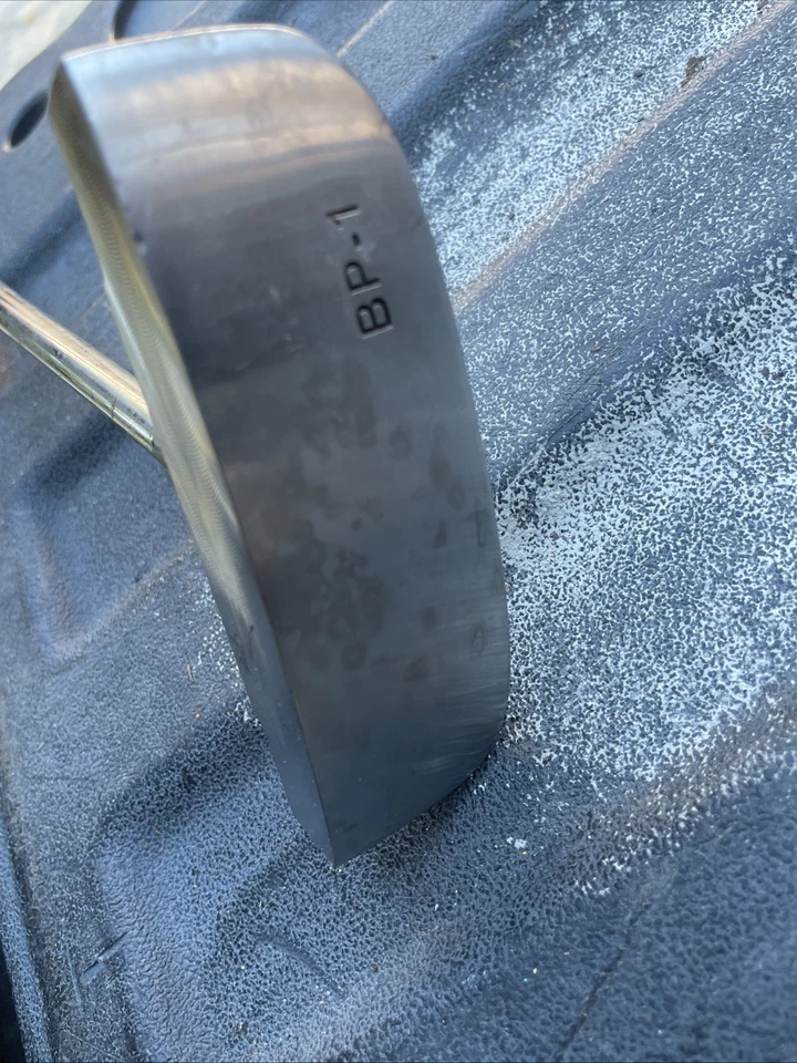 Hippo Belly Putter Model BP-1 42” Nice (RH)..Free Shipping - Image 3 of 4