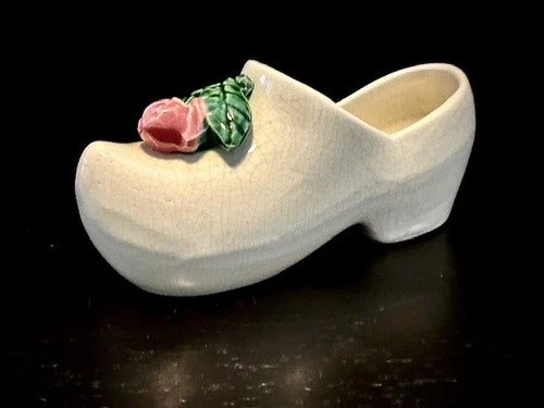 1947 Vintage McCoy Pottery Dutch Shoe with Rose Planter
