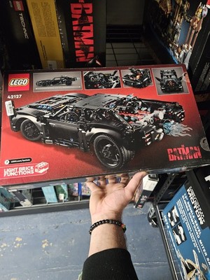 LEGO Technic THE BATMAN Batmobile 42127 1360 Pieces Light Brick Functions Set
