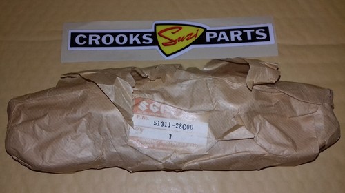 NOS 51311-28C00 RM250 K 1989 Genuine Suzuki Steering Stem Head / Top Yoke - Picture 11 of 13