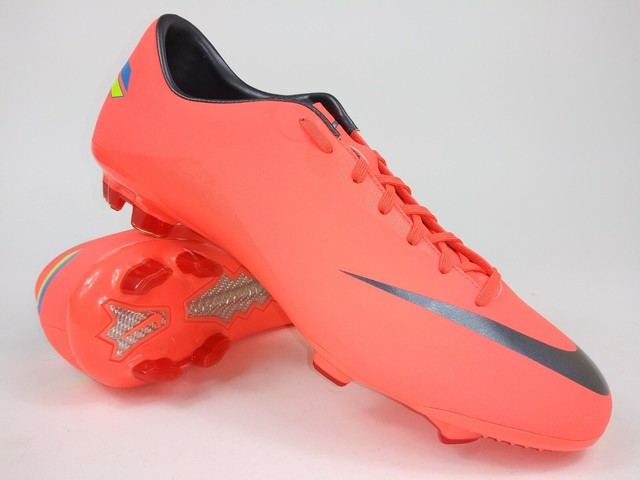 mens pink soccer cleats