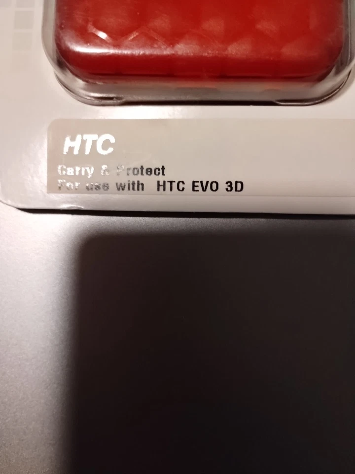 Ventev Honeycomb Gel Case for HTC EVO 3D (Red) - Image 3 of 3