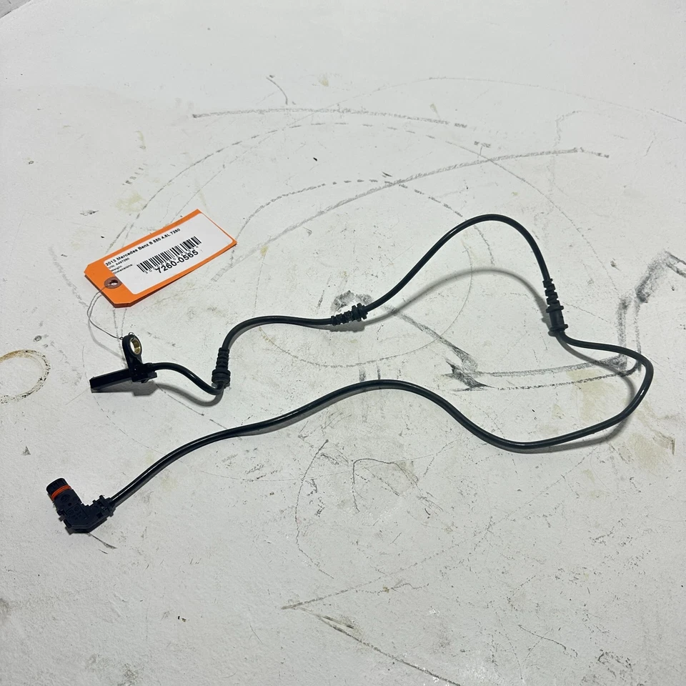 Датчик скорости переднего левого или правого колеса ABS Mercedes-Benz S550 2007-2013 от оригинального производителя - Изображение 2 из 4