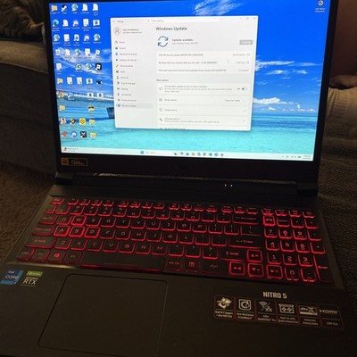 Acer Nitro 5 AN515-57-74TT i7-11800H RTX 3050 Ti 16GB RAM 512GB SSD 15.6''