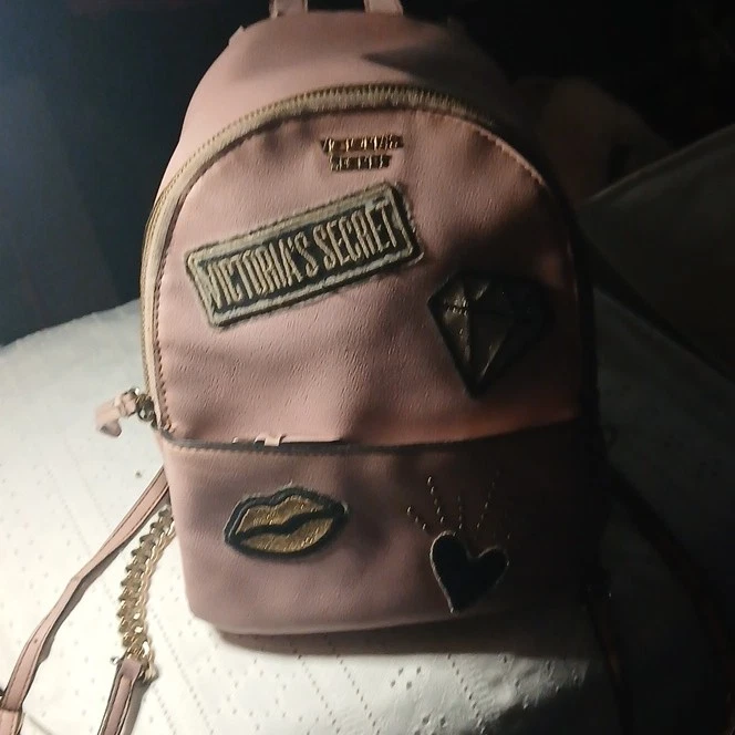 ☆☆SALE☆☆ Victoria\'s Secret Cream Faux Leather Backpack Victoria main image 3