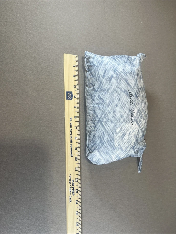 Eddie Bauer Womens Vest Large Gray/White EB650 Packable Lightweight Quilted Zip - Image 2 of 4