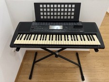 Yamaha Keyboard PSR-420 inkl. Ständer & Netzteil, TOP-Zustand!