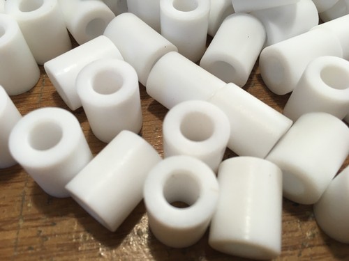 McMaster-Carr Off-White Nylon Unthreaded Spacer Qty-150 - Afbeelding 3 van 3