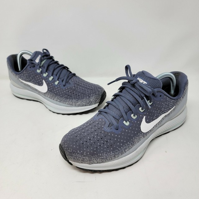 Size 9 - Nike Air Zoom Vomero 13 Light 