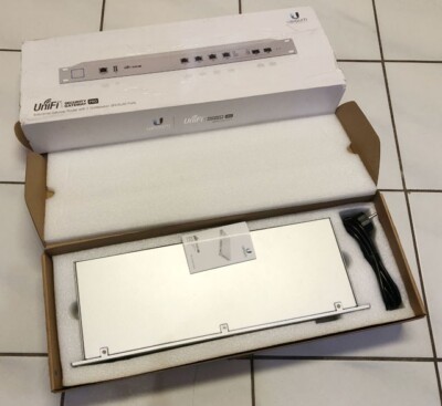 Ubiquiti UniFi Security Gateway, USG-PRO-4, OVP, Rechnung mit MwSt. NP 450 EUR