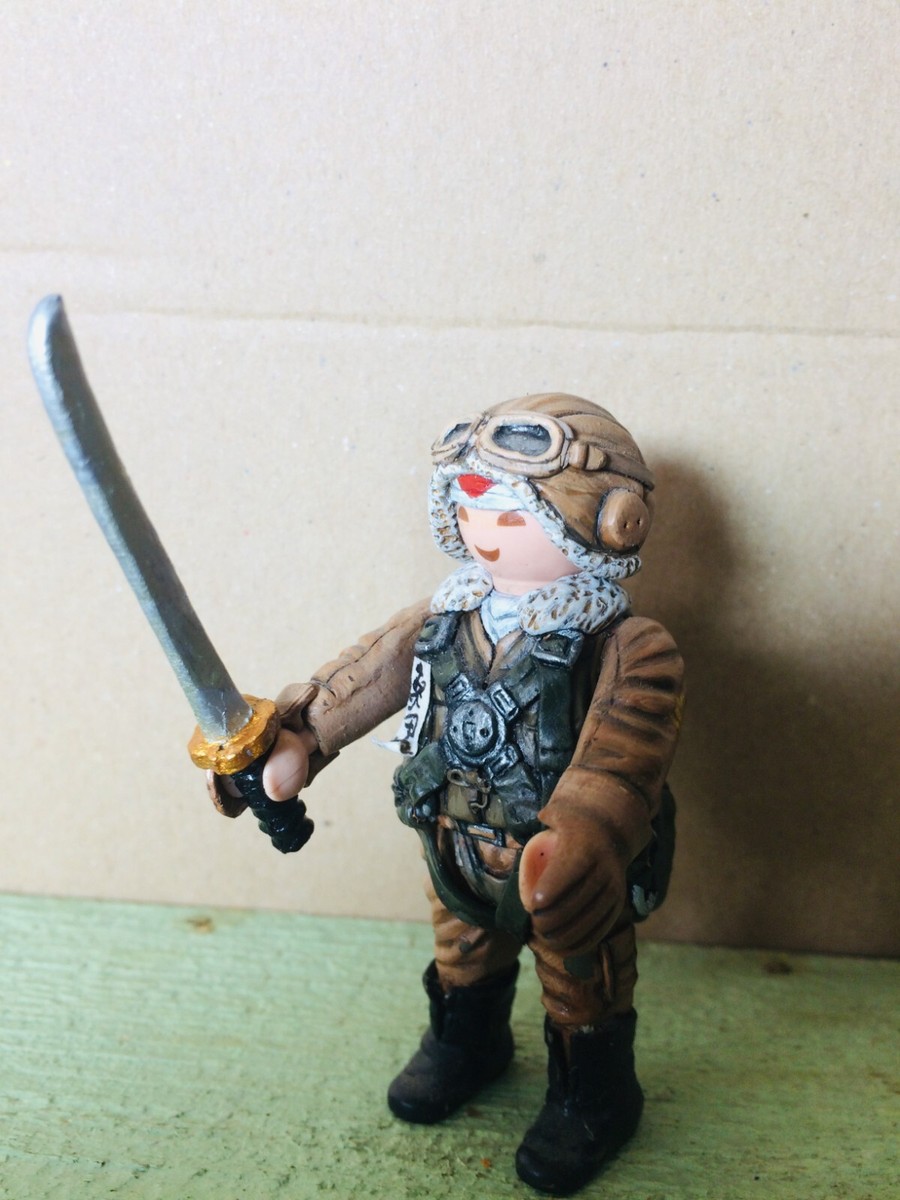 PLAYMOBIL CAVALIER CUIRASSIER russe chapeau résine EUR 15,00 - FR