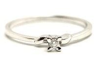 Anello solitario con diamante In Oro Bianco 18 K