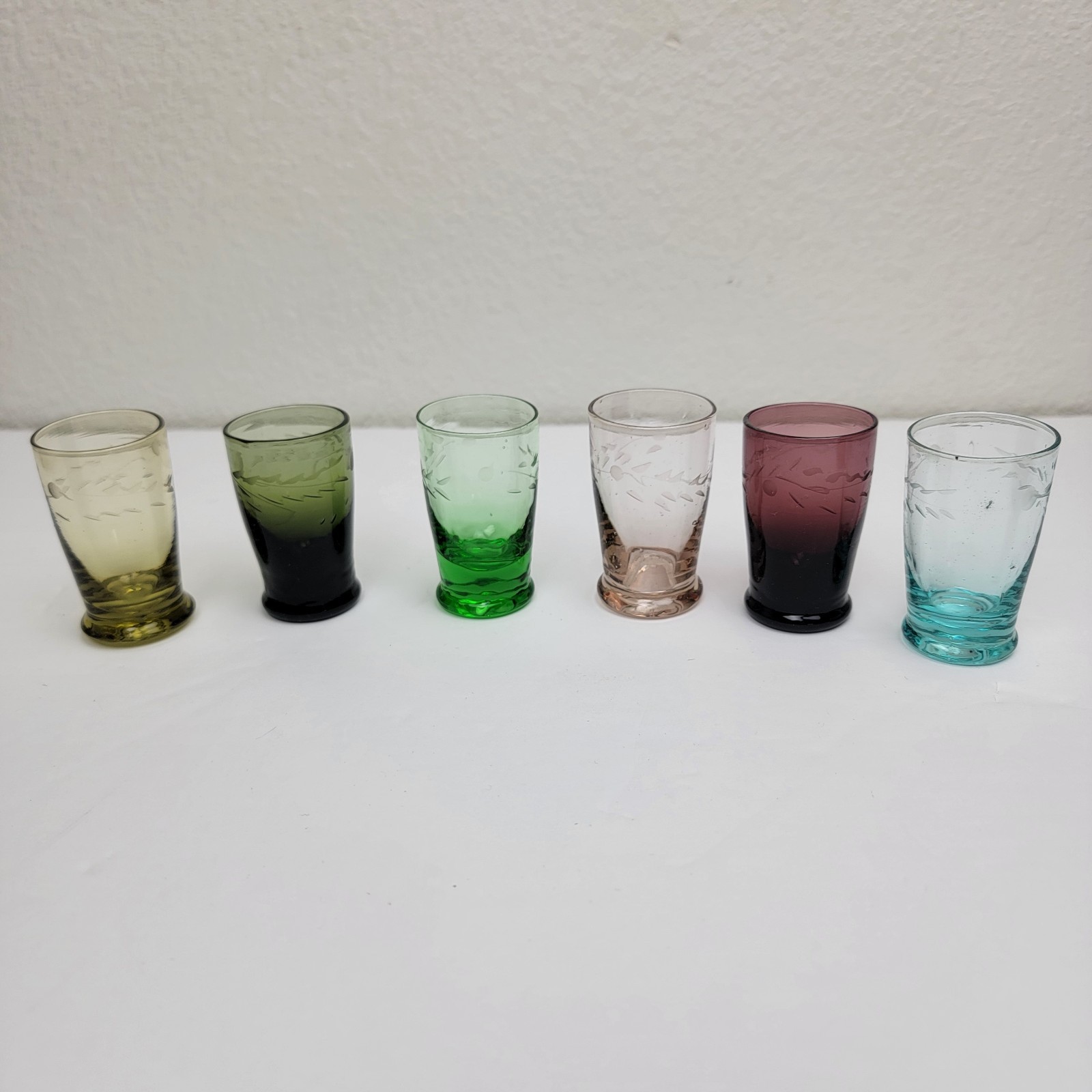 6 Vtg MCM Multi-Color Etched Shot Cordial Glasses w/ Box Mid Century Modern