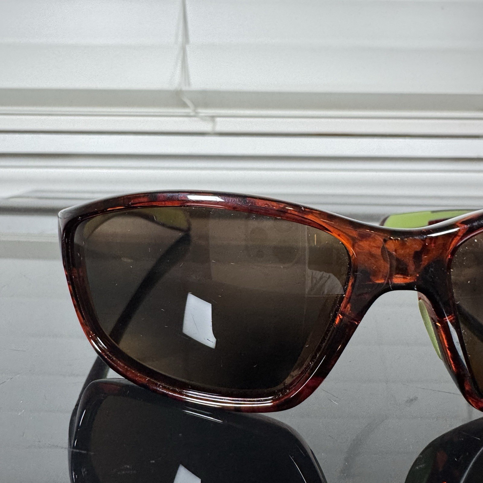 Native Kodiak Brown Maple Tortoise Sunglasses Ful… - image 2