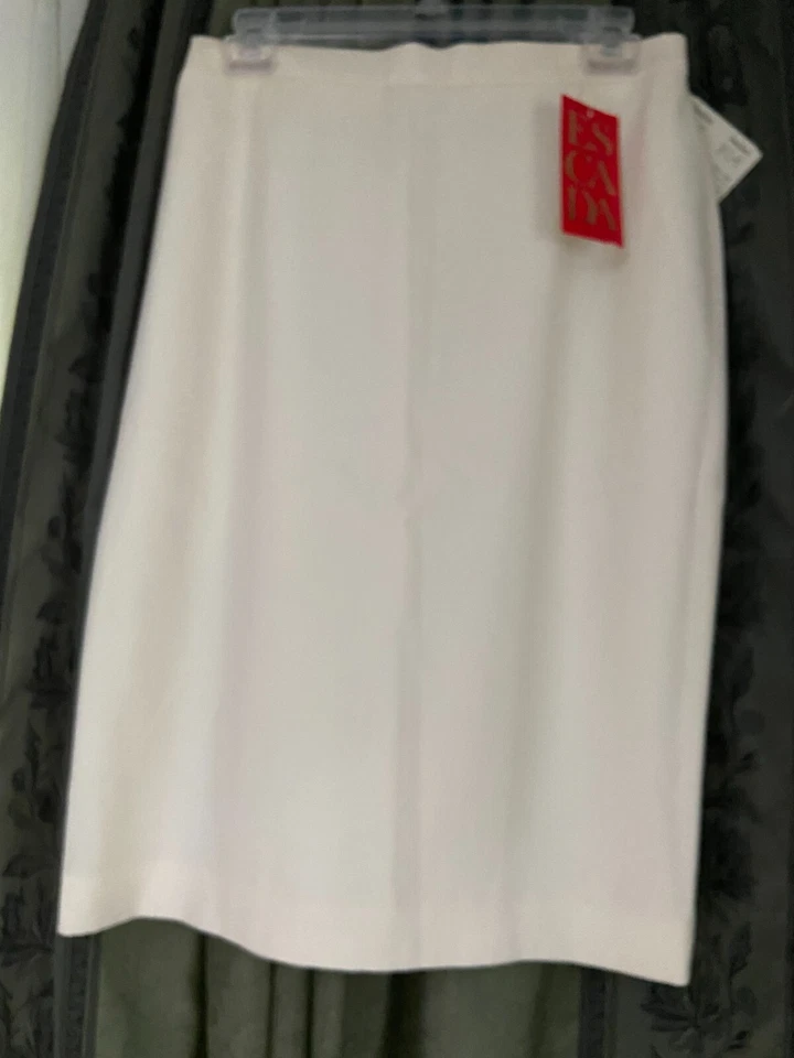 FALDA DE CARRERA LÁPIZ LANA VINTAGE $360 ESCADA EN BLANCO ROTO 40 10 ALEMANIA