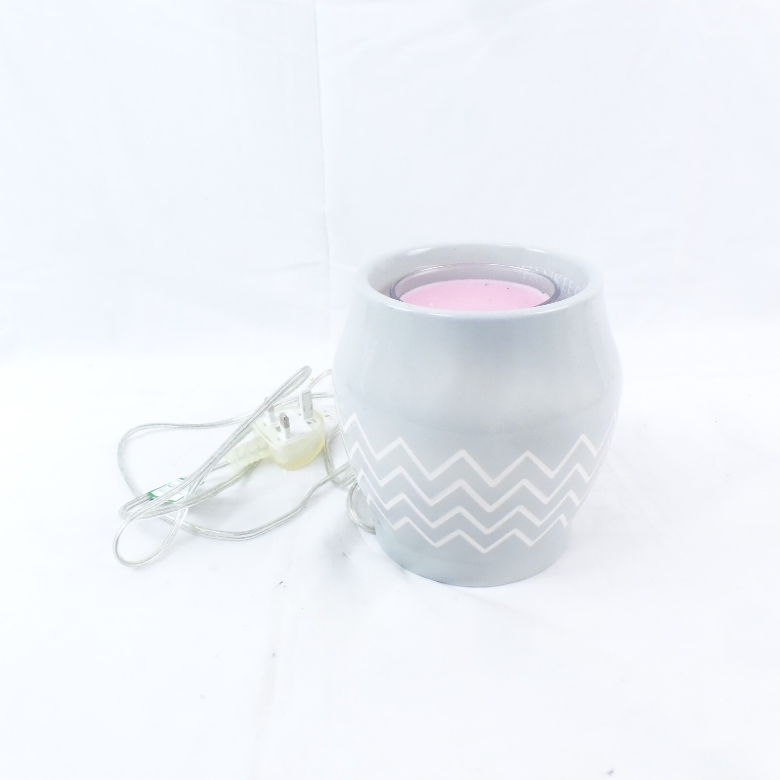 YANKEE CANDLE Oil Wax Grey & White Zig Zag Electric Plug In Burner With