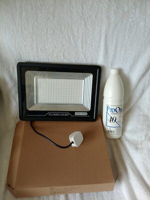 Retrobright Colour Restorer Kit UV Lampe & Lösung See You Tube Demo