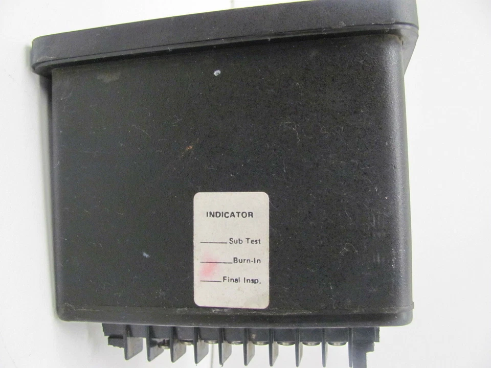SIGNET (M# P71040-3) SCIENTIFIC PH CONTROLLER MODULE 120V - Image 4 of 4