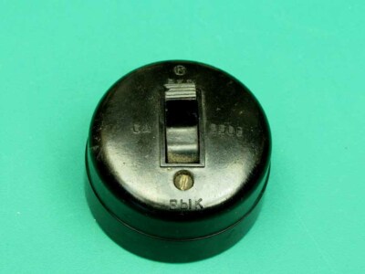Vintage UdSSR Soviet Russian Bakelite Stylish Indoor Switch 250V 6A 