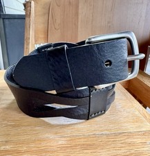 Gap Genuine Leather Belt Woven Black Silver Tone Buckle Women  s XS 28  