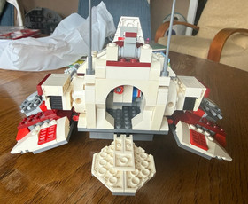 LEGO Star Wars 7679 Republic Fighter Tank&ndash; Complete w/ 2 Clone Troopers & Manual