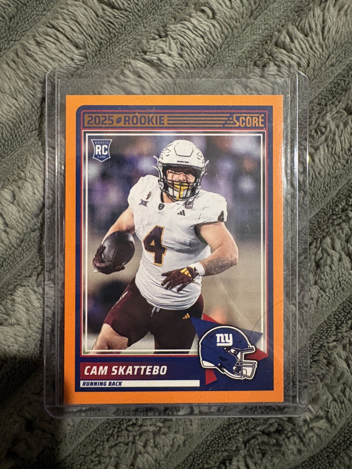 2025 Score Football – #1 Cam Skattebo Orange Parallel Giants