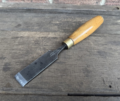 Vintage 1 1/4'' J V Hill festerer Holzbeitel Schreiner Holzbearbeitung altes Werkzeug