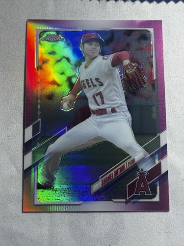 2021 Topps Chrome #159 Shohei Ohtani Pink Refractor Los Angeles Angels 