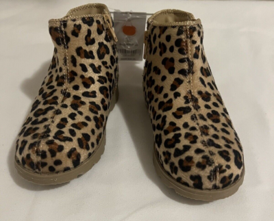 CARTERS LITTLE GIRLS LEOPARD PRINT ZIPPER ON BOOTS SIZE 11 NEW