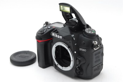 Mint] Nikon D7000 16.2MP DSLR Camera Body with Box 3892 Clicks