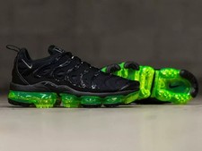 Green Nike Air VaporMax Plus TN Men's Sneakers
