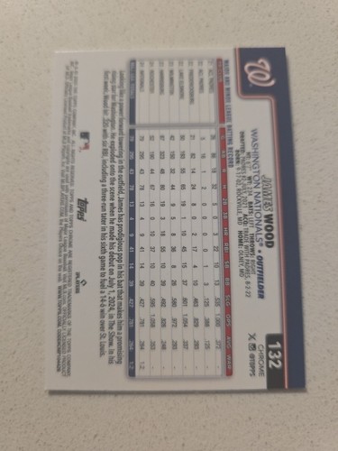 2025 Topps Chrome X-Fractor Refractor James Wood #132 Nationals RC - Picture 2 of 2