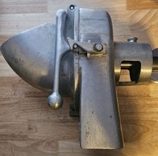 hobart pelican head Cheese Vegetable Shredder attachment Small Crack