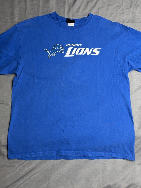 Blue Detroit Lions T-Shirt Size XL. Reebok Color Blue. Good Condition. See Pics
