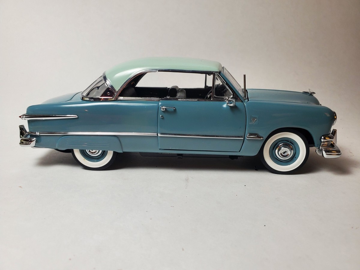ダンバリーミント製　1951 フォード　ビクトリア　1/24 Danbury Mint 1951 Ford Victoria 1:24 Scale Limited Edition Diecast