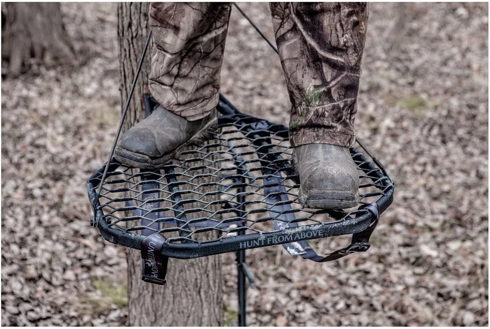 Mega Combat Hang on Tree Stand, Deer Stand with 24 X 30" Saddle Hunting Platform - Image 2 of 4