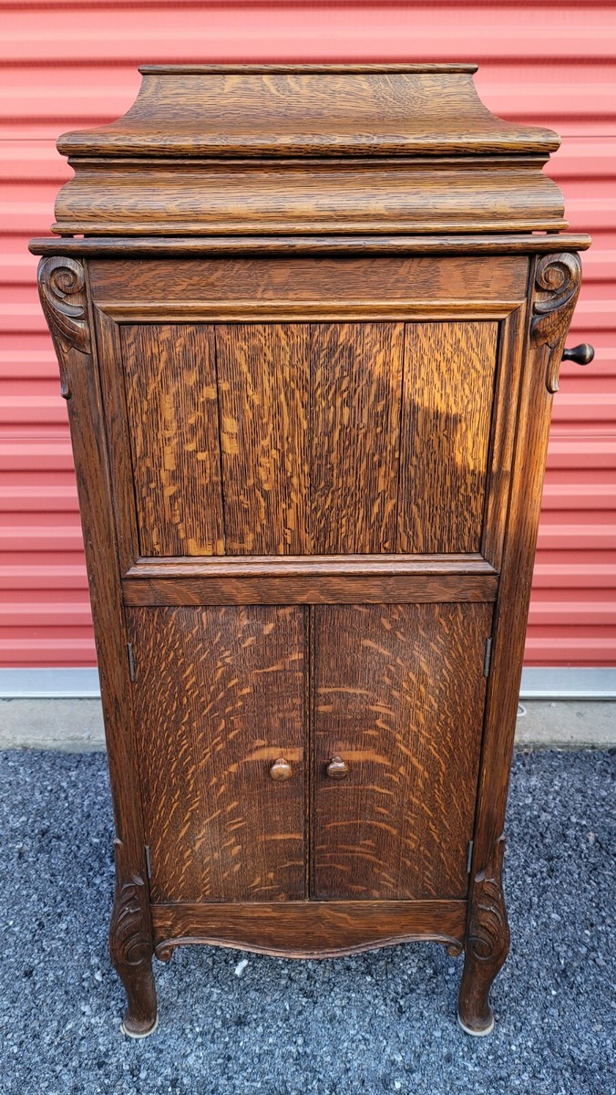 VERY NICE VINTAGE ANTIQUE / COLUMBIA GRAFONOLA STANDING FLOOR