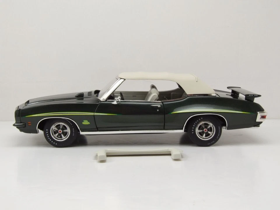 Pontiac Gto Giudice Convertible 1971 Verde Scuro Modellino Auto 1:18 Acme - Immagine 3 di 4