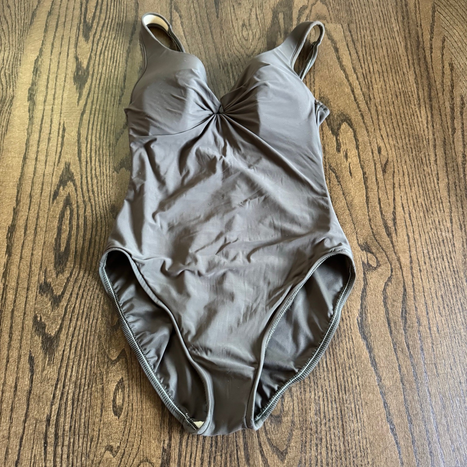 Miraclesuit Womens Solid Olive Green Underwire On… - image 1