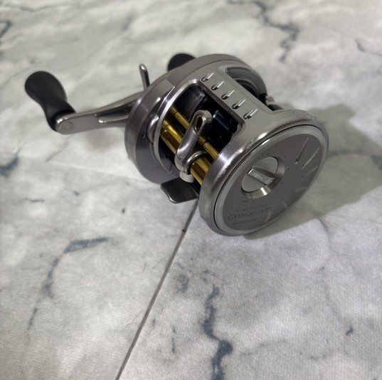 Shimano 09 Calcutta Conquest 200DC Right Baitcasting Reel