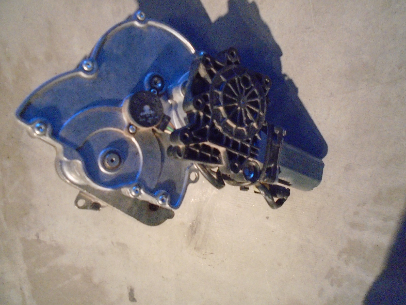 03-18 Bentley Continental GTC GT Rear Trunk Power Decklid Lift Actuator OEM