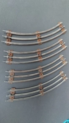 LIONEL ÉCHELLE 0 / O QUATRE RAILS COURBES. - Photo 1/3